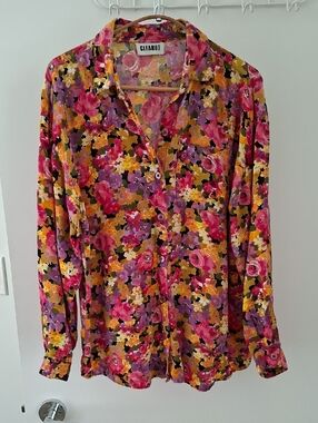 Vintage 80's/90's Vibrant Floral Button-up Shirt Flowy Rayon Blend (Size M)
